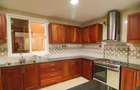 3 Bed Apartment with En Suite in Kilimani - 9