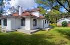 5 Bed House with En Suite in Runda - 1