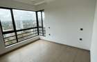3 Bed Apartment with En Suite in Riverside - 10