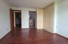 4 Bed Apartment with En Suite in Parklands - 16