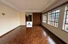 5 Bed House with En Suite in Runda - 8
