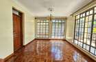 4 Bed House with En Suite in Lavington - 13