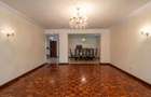 4 Bed Villa with En Suite at School Lane - 3