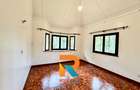 5 Bed Townhouse with En Suite in Rosslyn - 16