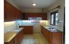 5 Bed Townhouse with En Suite in General Mathenge - 7