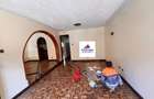 4 Bed House with En Suite in Lavington - 1