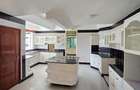 4 Bed House with En Suite in Runda - 10