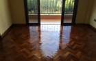 7 Bed House with En Suite in Redhill - 11