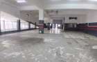 5,500 ft² Warehouse with Parking in Industrial Area - 2