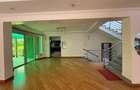 4 Bed Townhouse with En Suite at Riverside Drive - 4