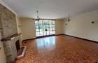 4 Bed House with En Suite at Acacia Drive - 5