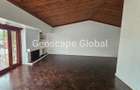 4 Bed House with En Suite in Rosslyn - 2