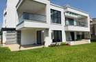 5 Bed Villa with En Suite in Runda - 13