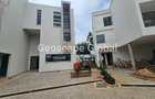5 Bed Townhouse with En Suite in Lavington - 2