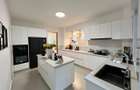 5 Bed Apartment with Swimming Pool in Kilimani - 19
