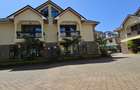 5 Bed Townhouse with En Suite at Lavington Green - 1