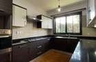 4 Bed House with En Suite in Westlands Area - 9