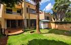 5 Bed Townhouse with En Suite at Lavington Green - 1