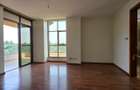 3 Bed Apartment with En Suite in Parklands - 9