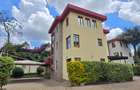 5 Bed Townhouse with En Suite at Lavington Green - 5