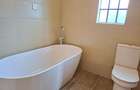 4 Bed Townhouse with En Suite at Off Glory Rd - 13