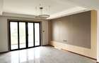 4 Bed Apartment with En Suite at Brookside - 5