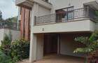 5 Bed Townhouse with En Suite in Lavington - 1