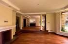 5 Bed Townhouse with En Suite at Lavington Green - 6