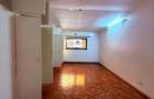 4 Bed House with En Suite in Spring Valley - 12