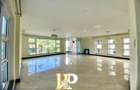 4 Bed Apartment with En Suite in General Mathenge - 2