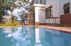 7 Bed Villa with En Suite at Hillcrest Road - 2