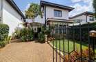 4 Bed Townhouse with En Suite at Westlands - 2