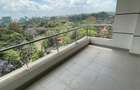 3 Bed Apartment with En Suite in Riverside - 5
