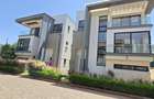 5 Bed Townhouse with En Suite at Lavington Green - 1