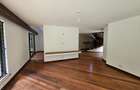 5 Bed House with En Suite in Runda - 2