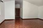 4 Bed House with En Suite at Hill View Crescent - 4