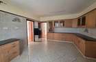 5 Bed Villa with En Suite in Runda - 16