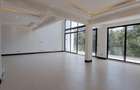5 Bed Villa with En Suite in Westlands Area - 6