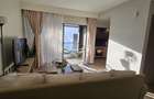 Serviced 2 Bed Apartment with En Suite at Red Hill - 3