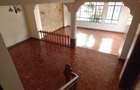 5 Bed Townhouse with En Suite in Lavington - 18