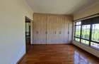 5 Bed Townhouse with En Suite at Off Panafric Insurance Avenue - 15