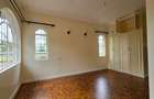 4 Bed House with En Suite in Gigiri - 12