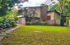 5 Bed House with En Suite in Lavington - 1