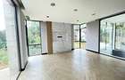 5 Bed Townhouse with En Suite in Lavington - 3