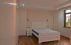 Furnished 3 Bed Apartment with En Suite at Riverside - 14