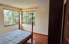 5 Bed Townhouse with En Suite at Lavington Green - 19