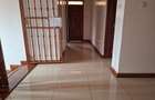 5 Bed House with En Suite in Nyari - 7