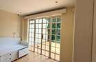 5 Bed House with En Suite in Spring Valley - 14
