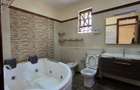 5 Bed Townhouse with En Suite in Kileleshwa - 16