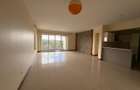 4 Bed Apartment with En Suite in Parklands - 6